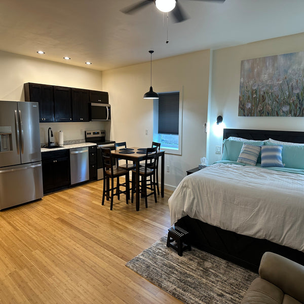 Creekview Cabin 1 night (email or call to confirm date)