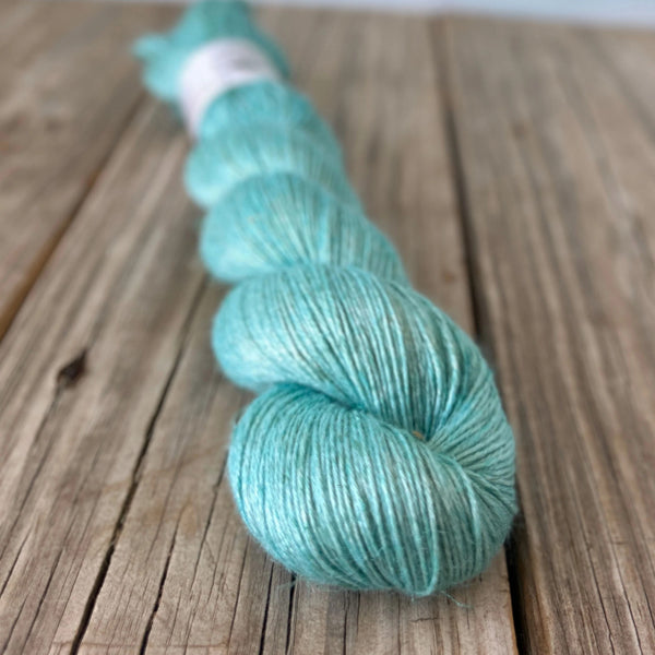 Treasure Goddess Yarn Bamboo Linen Fingering Weight