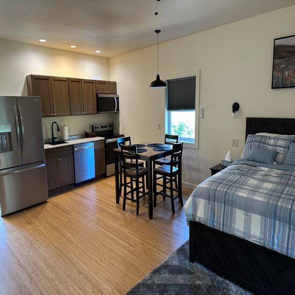 Mountain View Cabin Rental (call or email to confirm Date)