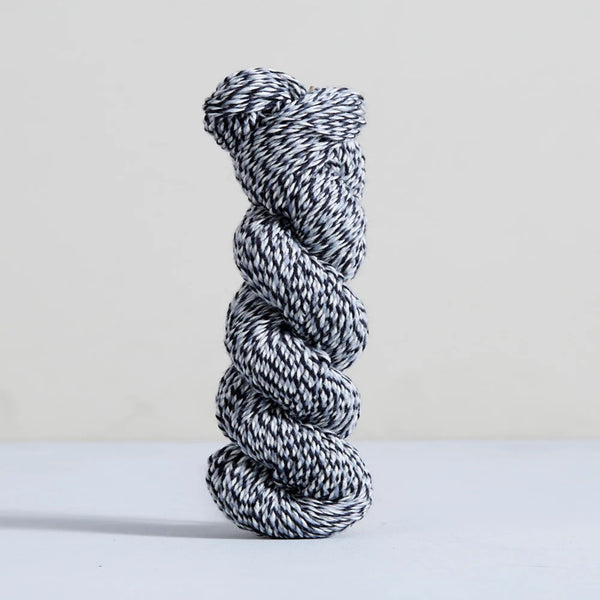 Urth Yarns Spiral Grain Light Worsted